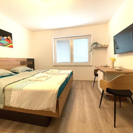 Apartments And Rooms Pri Baslju Cerkno Buitenkant foto